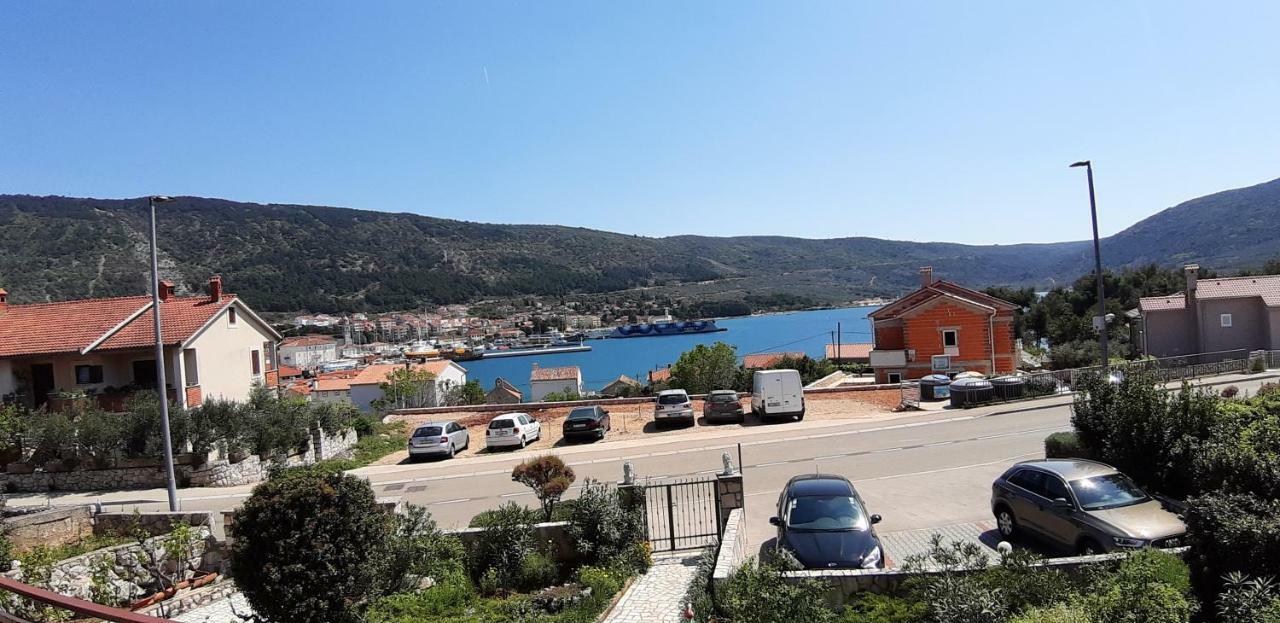 Apartmani Ana Cres Exterior photo